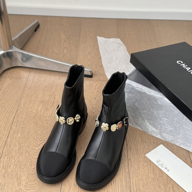 Ch*el boots